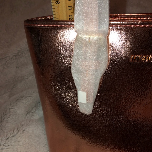 Michael Kors Metallic Primrose Dual Wear Tote - Picture 12 of 15